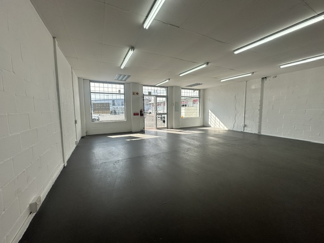 To Let Commercial Property for Rent in Ottery Western Cape